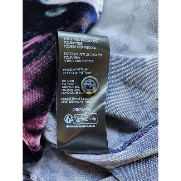 NWT Pilcro The Hadley Relaxed Floral Velvet Buttondown Shirt Sz XSP Black #MB503 - Picture 9 of 9